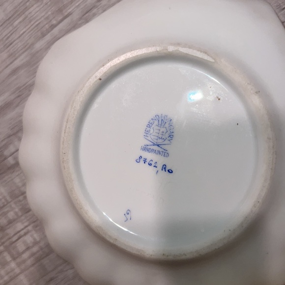 Herend Rothschild Hungary Bird Trinket Shell Dish gold rim ring holder butterfly - Picture 4 of 4